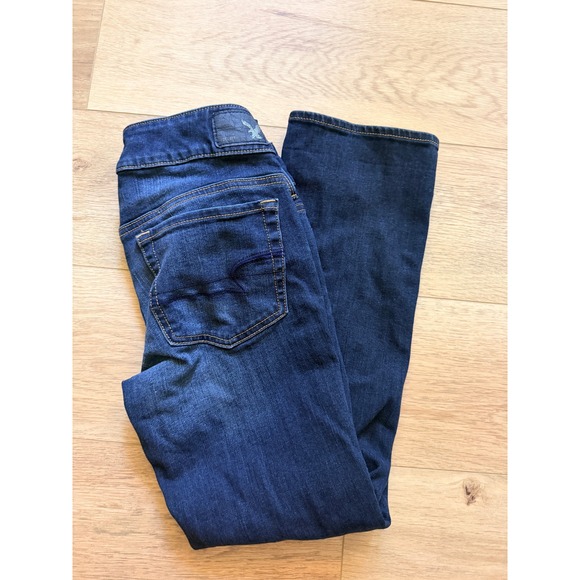 American Eagle Outfitters Denim - American Eagle Artist Crop Jeans 2 Regular Dark Wash Low Rise Super Stretch